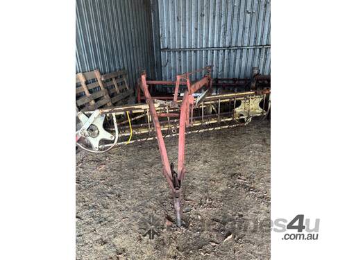 caption New Holland 55 Rake