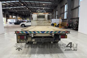 2008 Isuzu NPR 400 Medium 4x2 Tray Truck
