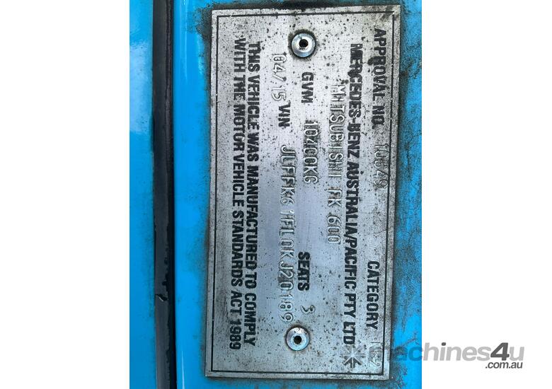 caption 2015 Mitsubishi Fuso Fighter 1024 Pantech
