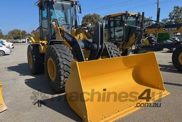 2022 John Deere 524K-II Wheel Loaders 2022 John Deere 524K-II Wheel Loaders