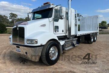 2006 Kenworth T350 IT Bunk, Cummins ISM 450hp, auto, X locks, Beavertail