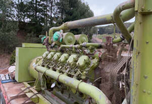 GENERATOR TWIN TURBO V12 800KVA (300 HOURS)
