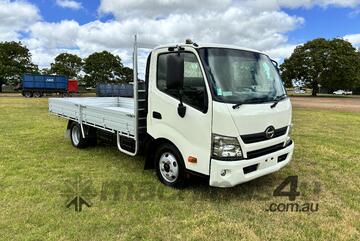 2016 Hino 300 SERIES 616 MEDIUM AUTO Pantech