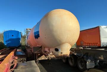 2020 Boomer Tri Axle Cement Tanker