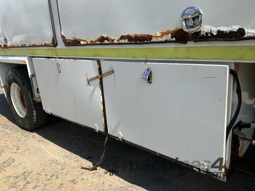 2012 International Workstar 7400 Service Body Day Cab