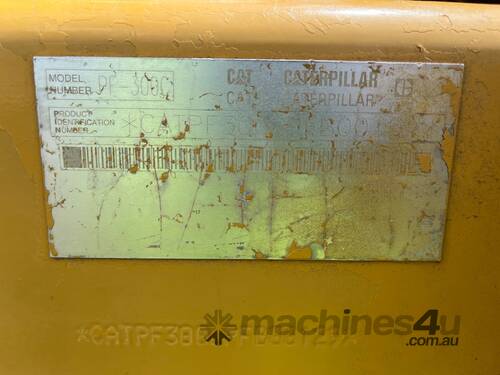 Caterpillar PF-300C Multi Tyred Roller