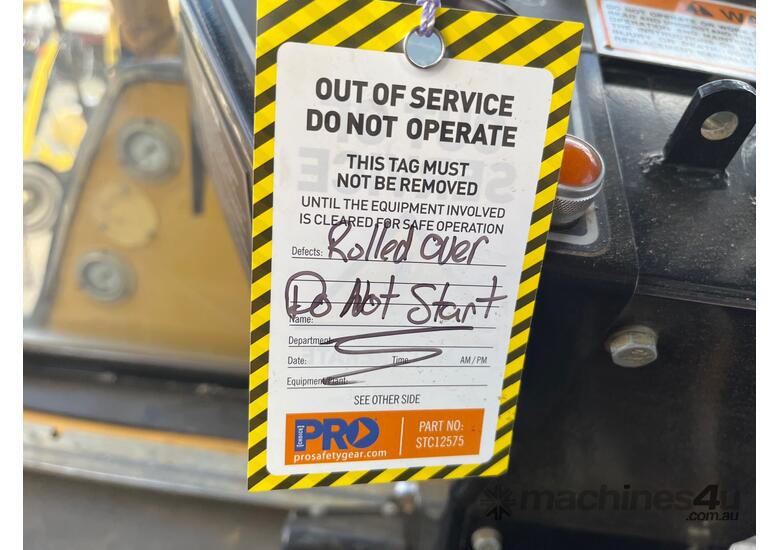 Caterpillar PF-300C Multi Tyred Roller