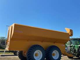2021 Badengi Grain Hog 27T Chaser Bin  - picture10' - Click to enlarge