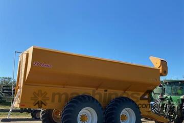 2021 Badengi Grain Hog 27T Chaser Bin