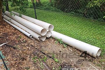 PVC Pipes (6 of)