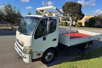 Truck Tray Hino 300 617 Car License 6 speed manual ROPS 2012 88216km 1ECN571 SN1844