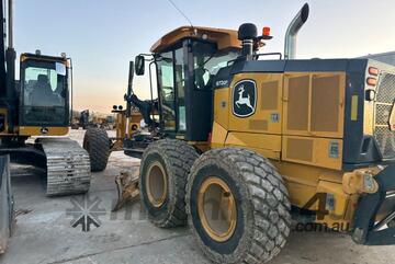 John Deere 2020   872Gp