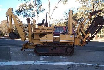 Vermeer FLEX TRAK 75 , only 321 hrs Vermeer FLEX TRAK 75 , only 321 hrs