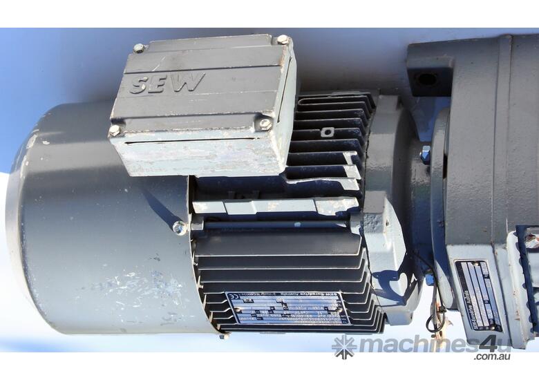 Used s.e.w. eurodrive 22 KW SewEurodrive R47 Helical Reduction Drive