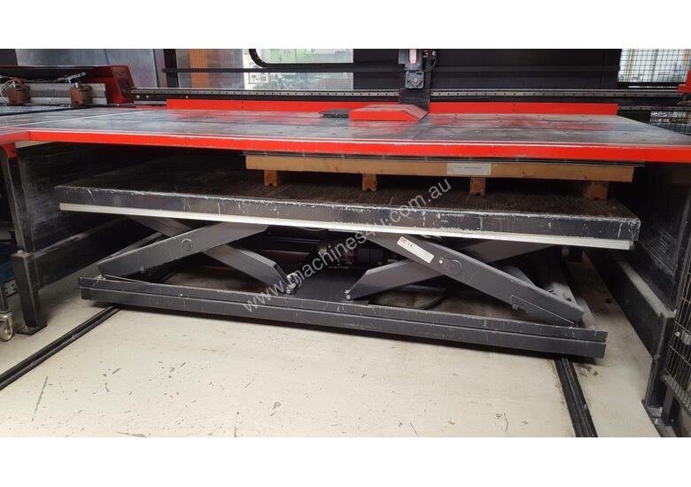 caption * MINT CONDITION * Amada Vipros King 368 (1999)
