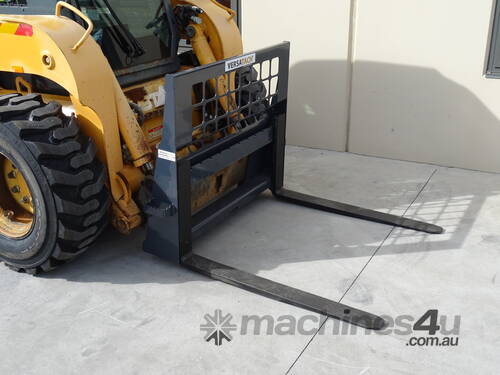 caption Versatach PF1500 Skidsteer Pallet Forks 1500kg