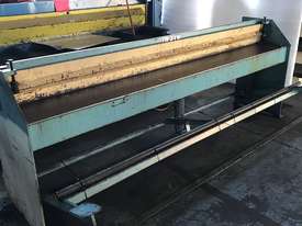 Epic Sheet Metal Guillotine 8 foot manual - picture0' - Click to enlarge