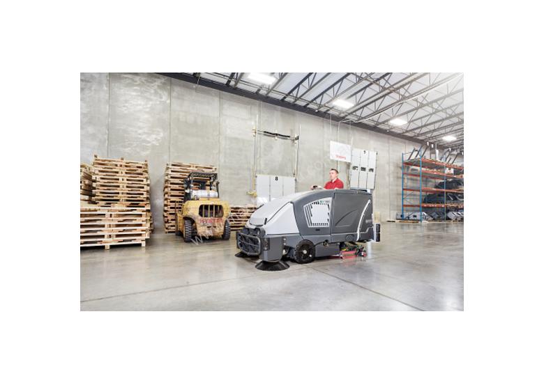 caption Nilfisk Combination Scrubber/Dryer/Sweeper CS7010