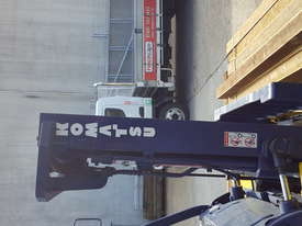 Komatsu Forklift - picture2' - Click to enlarge