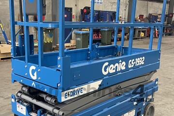   GENIE 19FT ELECTRIC SCISSOR LIFT