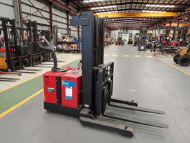 Raymond 1363kg Used Electric Walkie Stacker RWR300 - picture0' - Click to enlarge