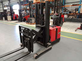 Raymond 1363kg Used Electric Walkie Stacker RWR300 - picture1' - Click to enlarge