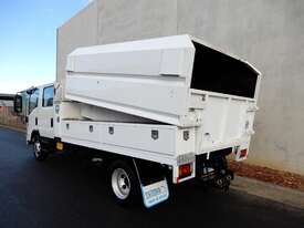 Isuzu NPR300 Cab chassis Truck - picture1' - Click to enlarge