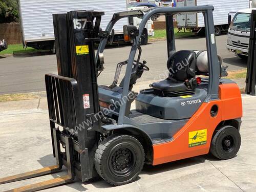 Toyota 2.5T Gas Forklift 8FG25 for HIRE from $180pw + GST