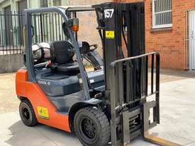 Toyota 2.5T Gas Forklift 8FG25 for HIRE from $180pw + GST - picture0' - Click to enlarge