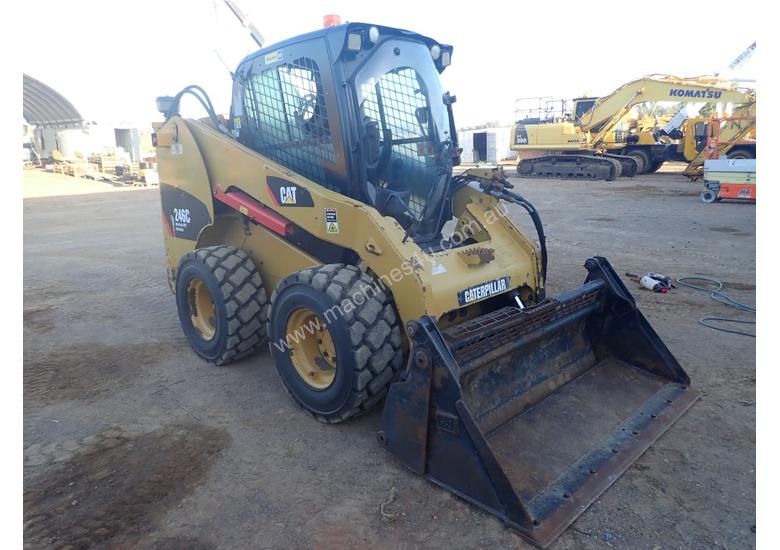 caption Caterpillar 246C Wheeled Skidsteer Loader