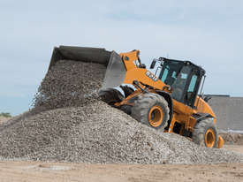 CASE 821F WHEEL LOADERS - picture0' - Click to enlarge