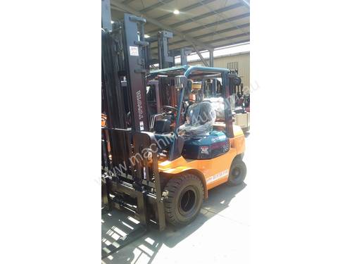 TOYOTA 7FG25 FORKLIFT 4000MM LIFT HEIGHT SIDE SHIFT GOOD CONDITION