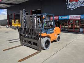 *RENTAL* 5.0T - 6.0T FORKLIFTS PER DAY - Hire - picture1' - Click to enlarge
