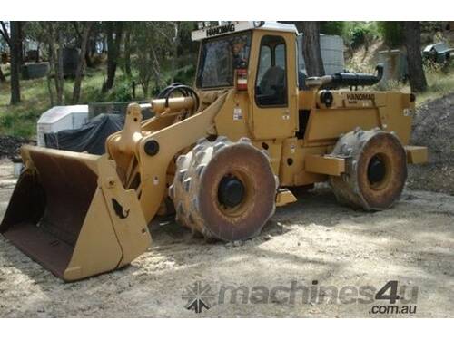caption CL55 Hanomag Compactor Loader