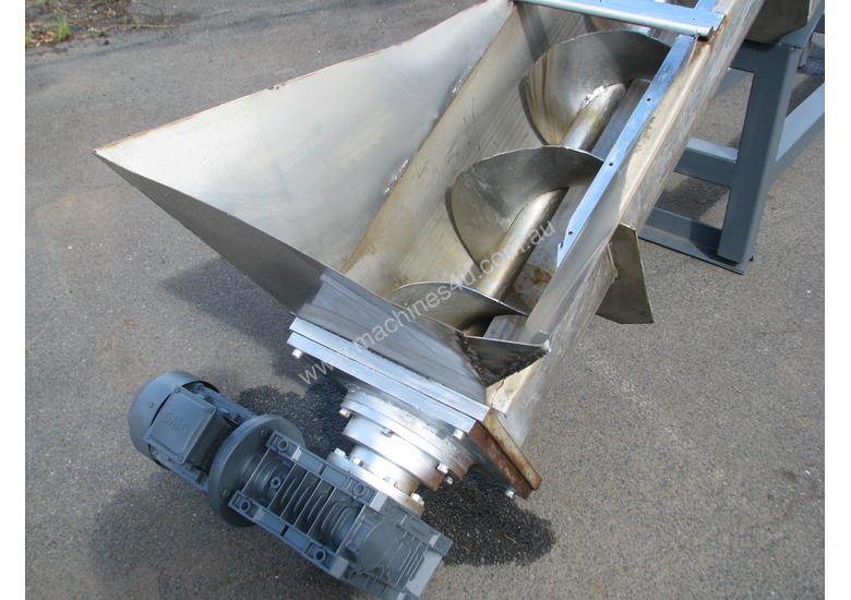 caption Large Industrial Incline Auger Feeder Screw Conveyor - 4.7m long