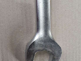 Urrea 29mm Metric Spanner Wrench Chrome Combination Ring / Open Ender 1229MA - picture0' - Click to enlarge