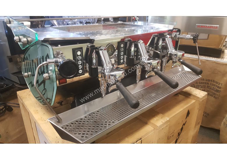 caption KEES VAN DER WESTEN MIRAGE TRIPLETTE MIRAGE SIDES 3 GROUP ESPRESSO COFFEE MACHINE