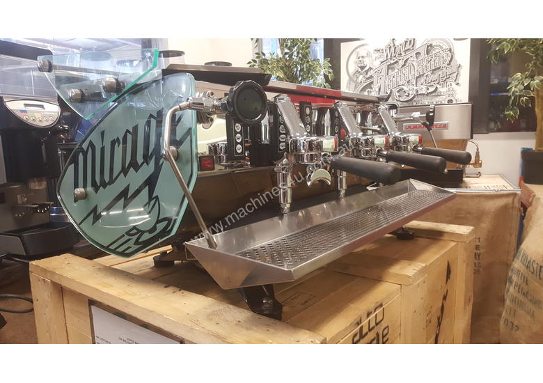 Click to view full size photos KEES VAN DER WESTEN MIRAGE TRIPLETTE MIRAGE SIDES 3 GROUP ESPRESSO COFFEE MACHINE