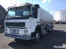 2001 Volvo FM12 - picture2' - Click to enlarge