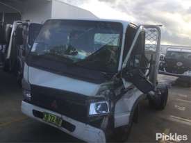 2007 Mitsubishi Canter FE73B - picture1' - Click to enlarge