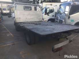 2007 Mitsubishi Canter FE73B - picture2' - Click to enlarge
