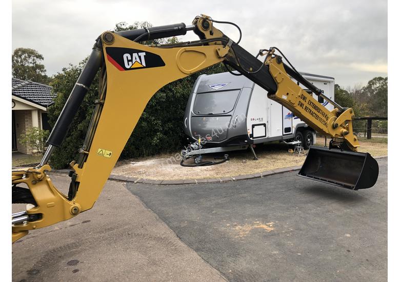 caption 20CAT 432E2 Backhoe Loader Extender Hoe, 4in1, Roll Over Forks, 1200mm, 600mm, 450mm & 300mm GP