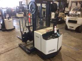 Electric Forklift Walkie Stacker WR Series 1998 - picture0' - Click to enlarge