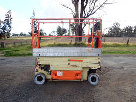 JLG 2030ES Scissor Lift Access & Height Safety - picture1' - Click to enlarge
