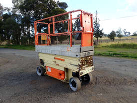 JLG 2030ES Scissor Lift Access & Height Safety - picture2' - Click to enlarge