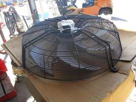 1 Pallet Assorted air Cond Components - picture0' - Click to enlarge