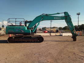 2015 20 Tonne Kobelco Excavator SK210 in Good Condition with 3133 hours - picture0' - Click to enlarge