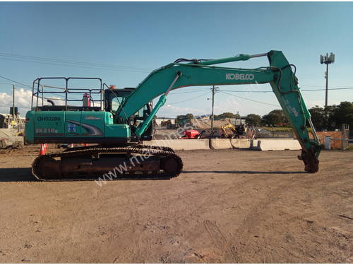 2015 20 Tonne Kobelco Excavator SK210 in Good Condition with 3133 hours