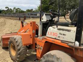 Hitachi LX30 Front End Articulated Loader - picture1' - Click to enlarge