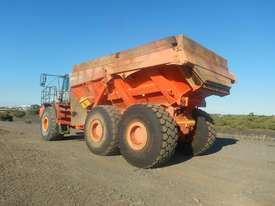 Hitachi AH400D 6x6 Articulated Dumptruck - picture0' - Click to enlarge